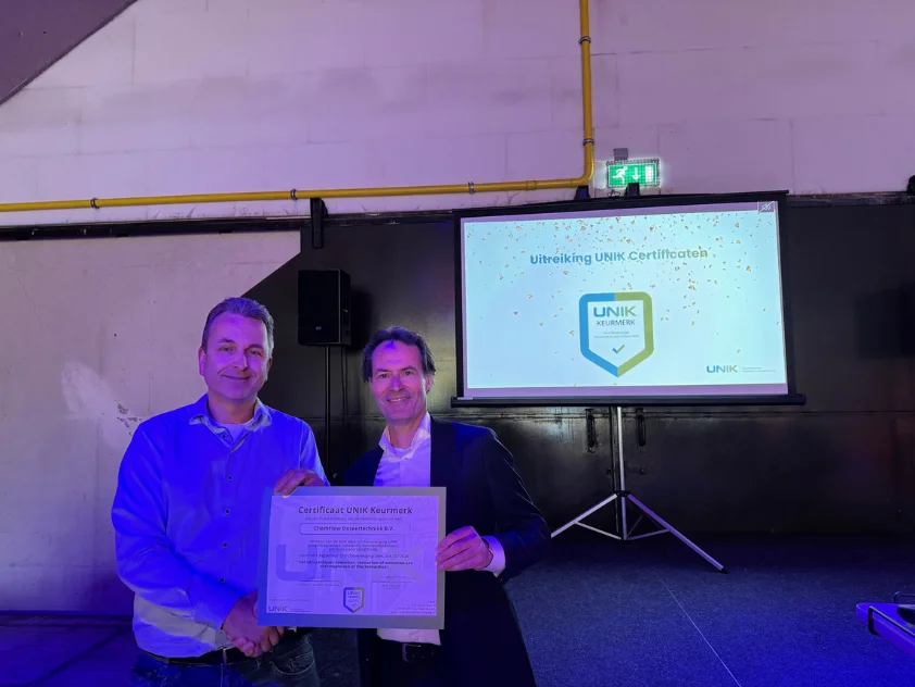 chemflow doseertechniek unik keurmerk Foto uitreiking UNIK Keurmerk ChemFlow Doseertechniek