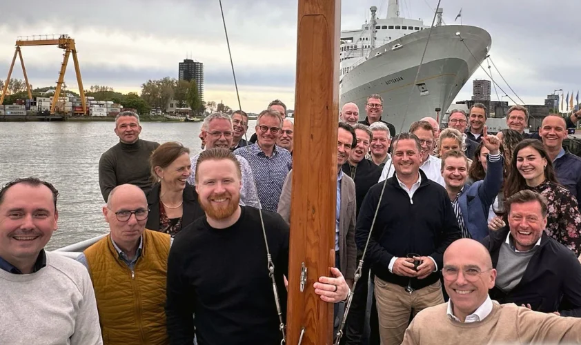 Foto april algemene ledenvergadering unik.